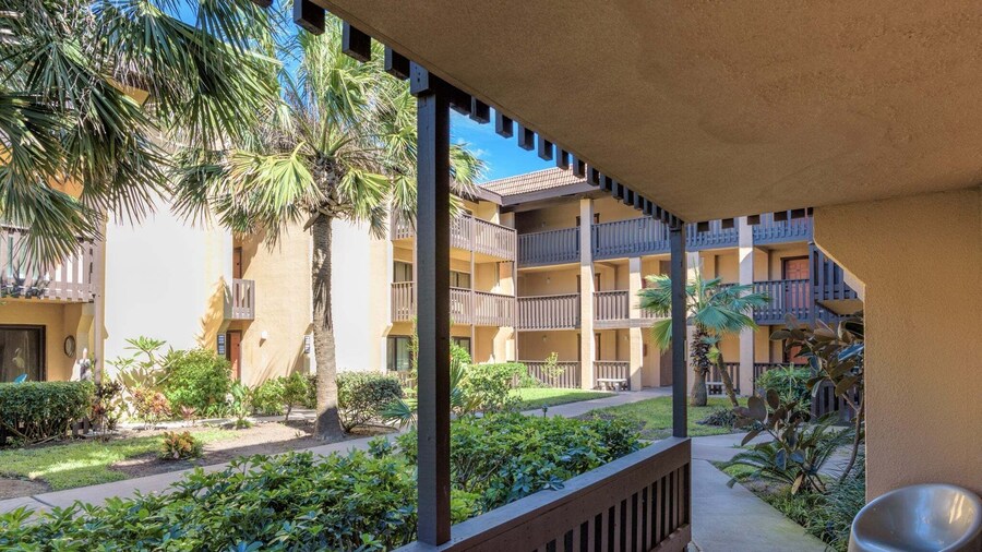 Tiki 135 - Spacious 1br Condo Sleeps 4 Near Beach 1 Bedroom Condo