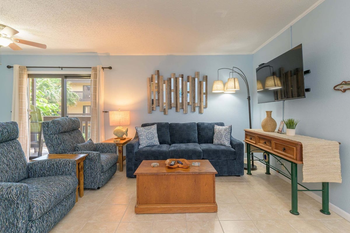 Condo, 1 chambre | Aire de séjour