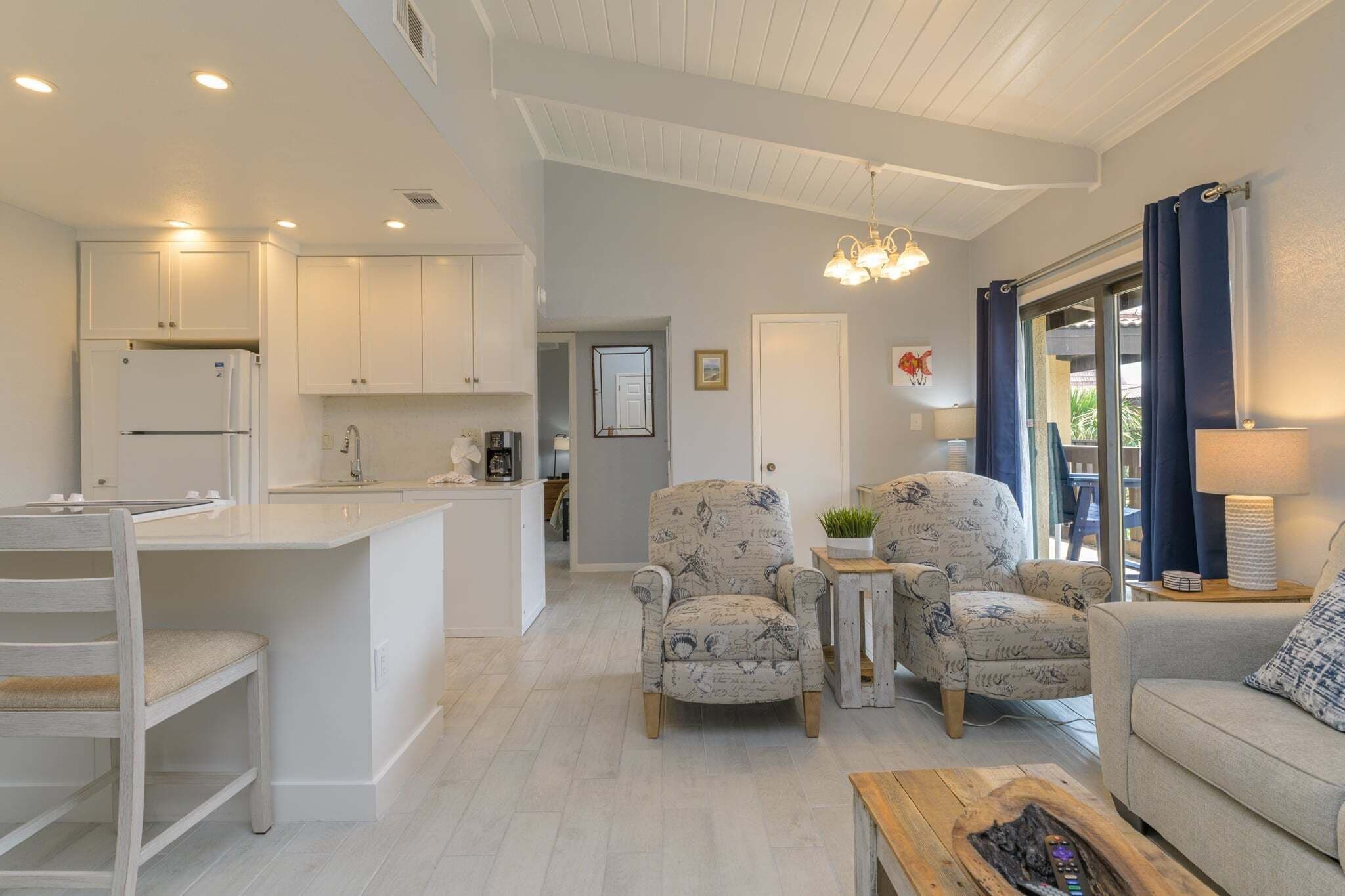 Condo, 1 Bedroom | Interior