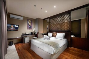3 bedrooms, iron/ironing board, WiFi, bed sheets - Charming 3-bedroom villa in enchanting Bali with cool AC (Kabupaten Badung)