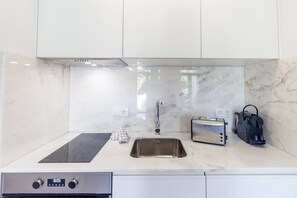 Studio | 1 bedroom - Guesth4u Heroismo Garden Delight (Porto)