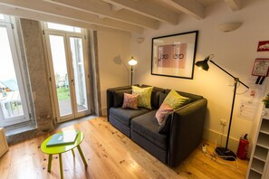 Apartment | 2 bedrooms - Guest H4U - Bonjardim Garden City Center (Porto)