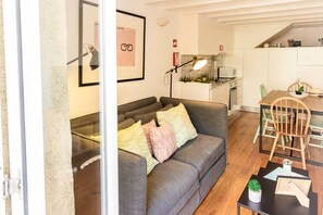 Apartment | 2 bedrooms - Guest H4U - Bonjardim Garden City Center (Porto)