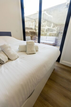 Apartment - Guest H4U - Hero smo Terrace Ground Floor (Porto)