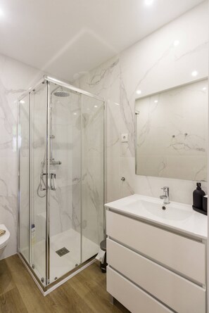 Apartment - Guest H4U - Hero smo Terrace Ground Floor (Porto)