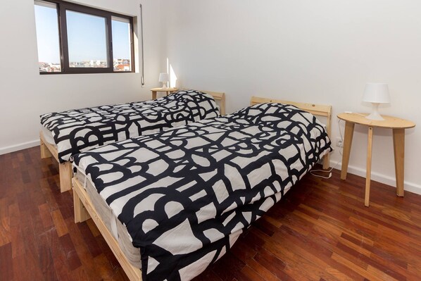 Apartment | 3 bedrooms, soundproofing - Guest H4U Povoa Vacation City Center (Povoa De Varzim)