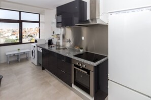 Apartment | 3 bedrooms, soundproofing - Guest H4U Povoa Vacation City Center (Povoa De Varzim)