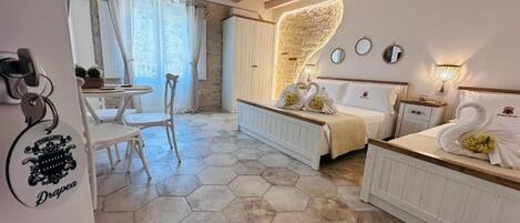 Een kluis op de kamer, geluiddichte muren, gratis wifi