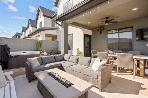 Sandstone Haven 4 Bedroom Townhouse