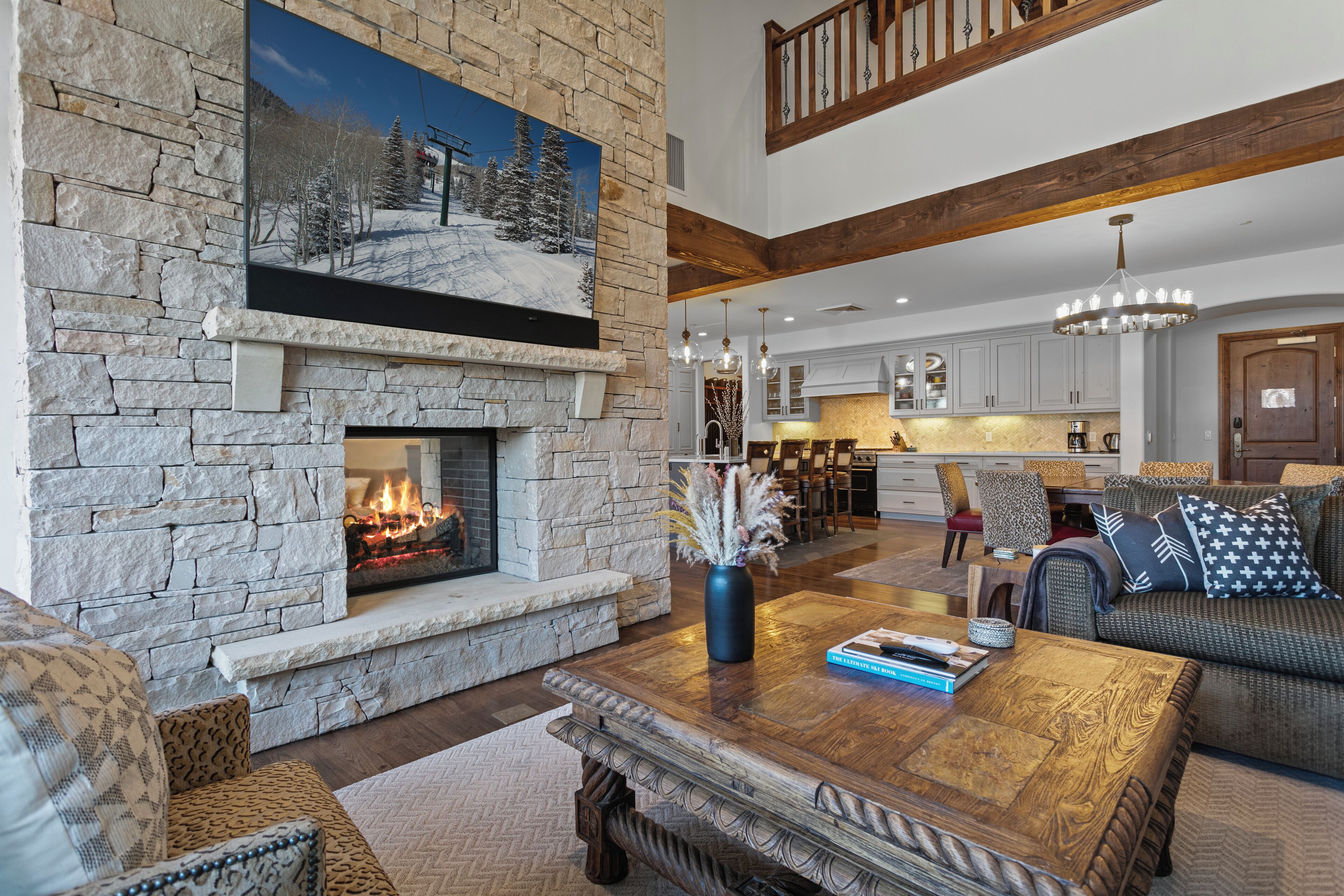 Condo, 4 Bedrooms | Living area