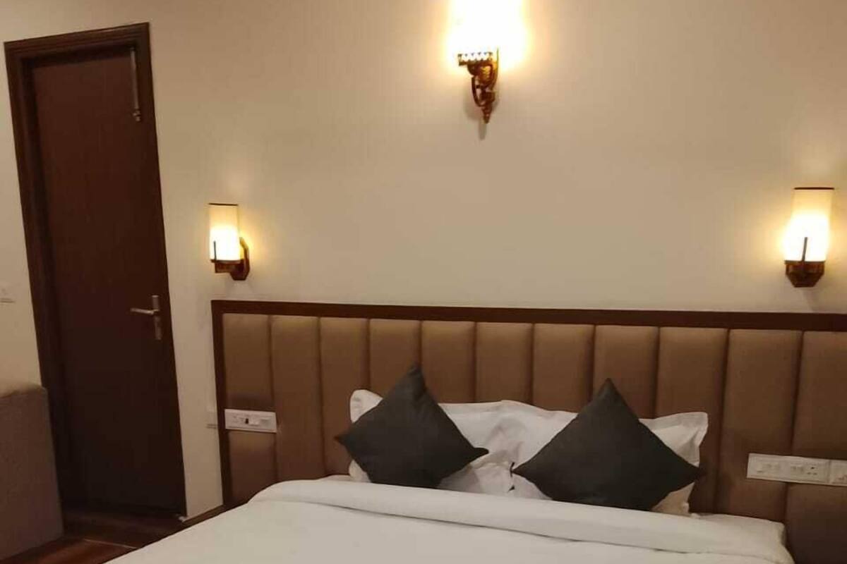 家庭雙人房, 陽台, 山景 | 熨斗/熨衣板、免費無線上網