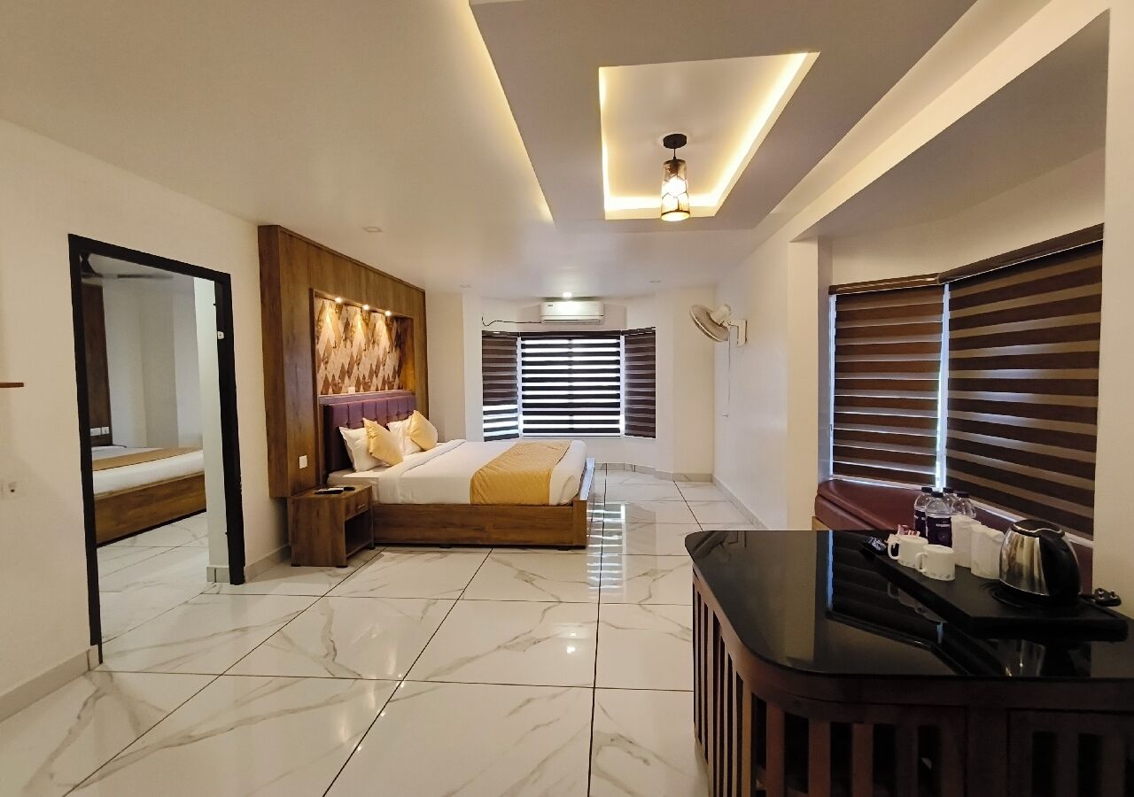 Superior Twin Room | Desk, laptop workspace, free WiFi