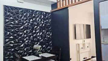 Apartment, 1 Schlafzimmer, barrierefrei | Esszimmer