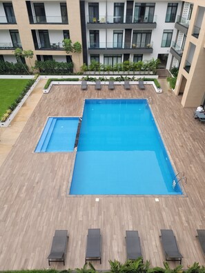 Studio Suite, Balcony | Pool | 3 indoor pools, 3 outdoor pools - premier luxury apartment (Accra)
