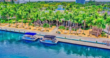 Bella Vista Jupiter Carlin Park across from beach Htd Pool/Pickle Ball