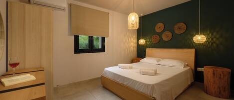 Fer et planche Ă repasser, Wi-Fi, literie fournie