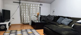 Garden Suite near Pipera: Parking + Fast Wi-Fi