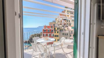 Deluxe suite, uitzicht op zee | Interieur