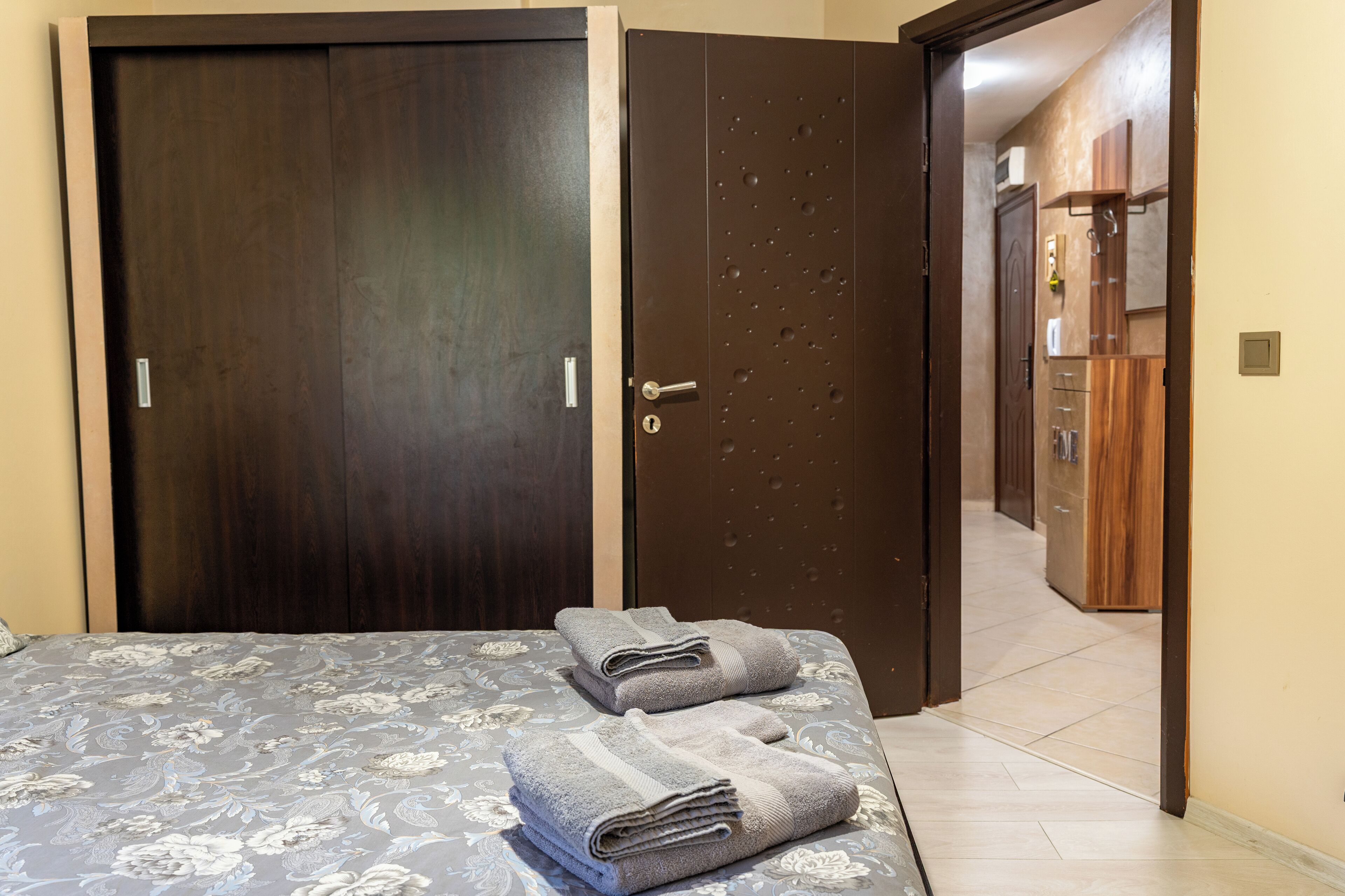 Fer et planche à repasser, Wi-Fi, draps fournis