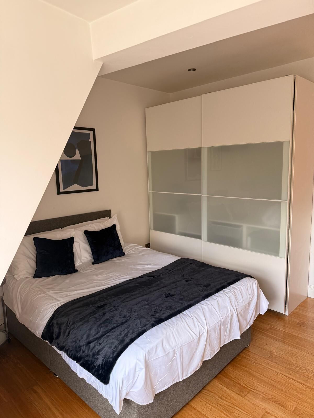 1 habitación, wifi y ropa de cama 