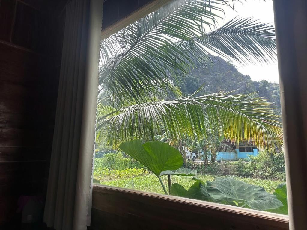 奢华双人房, 山景 | 办公桌、免费 WiFi、床单