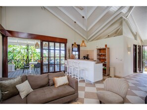 Smart TV - BestBlueBay View Villa 13 Beautiful Villa with a view and close to the beach (Willemstad)