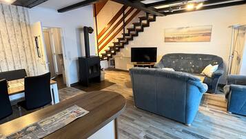 TV, fireplace, DVD player