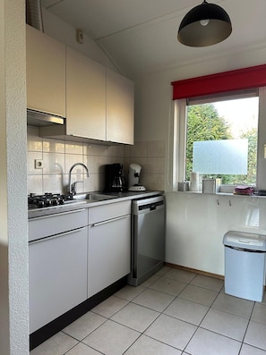 Private kitchen - Spacious Ground-floor Apartment in Lochem (Lochem)