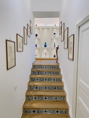 Interior - DE VIVO REALTY - COCO'S APARTMENTS (Meta)