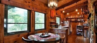 The Hidey-Ho on Lower Clam Lake | Secluded | Private Dock