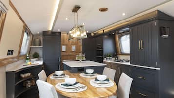 Mobil Karavan | Dapur pribadi