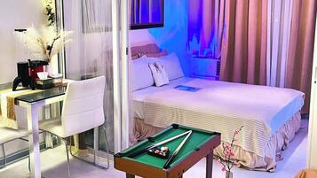 Condo conforto, sacada, vista para a praia | Wi-Fi de cortesia