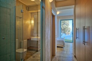 Shower, towels, shampoo - Villa Kalyvia Beta | Kalyvia, Skiathos | Private Infinity Pool & Sea Views (Skiathos)