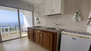 Private kitchen - El Ancon La Calera Estudio n2 (Valle Gran Rey)
