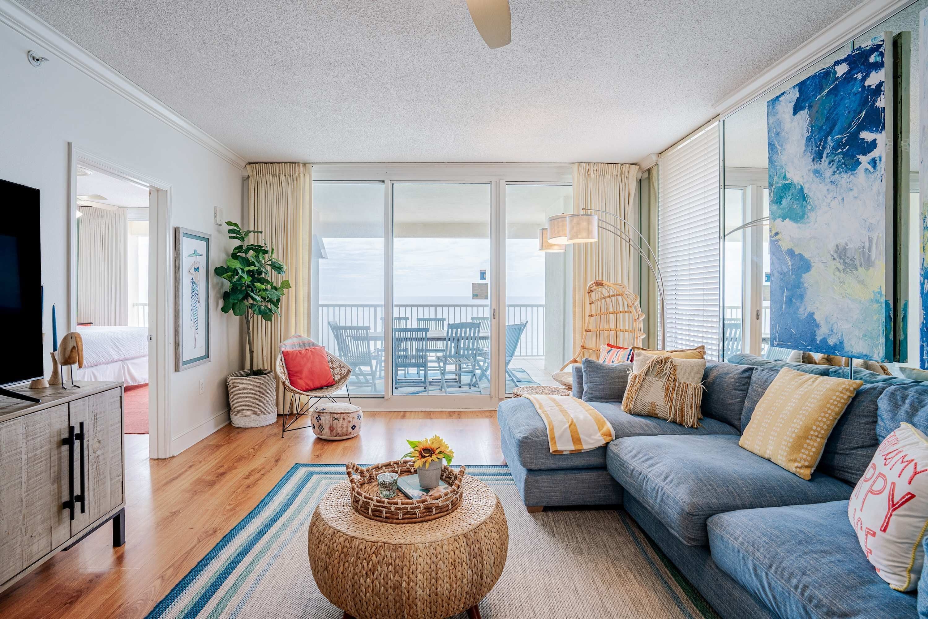 Condo, Multiple Beds, Balcony, Ocean View (Majestic Sunset) | Living area