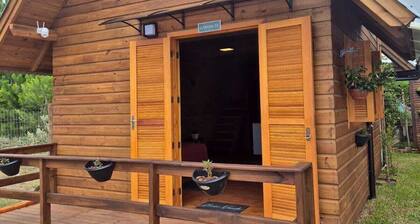 Cabins in Torres, RS, offering leisure and relaxation in a cozy and peaceful location.