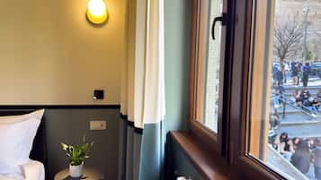 Comfort Quadruple Room, Private Bathroom, City View