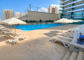 Pool - Prime Fort Cambridge 3BR Near Seafront (Sliema)