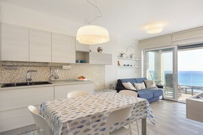 Interior - The Mistral (Santo Stefano al Mare)
