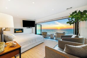 Iron/ironing board, free WiFi, bed sheets - 30+ Stay Stunning Home! On The Sand, Amazing Views (San Diego)