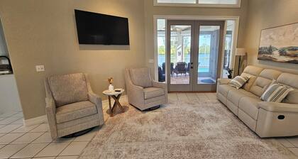 Cute Coastal Retreat with Heated Pool & Gulf Access