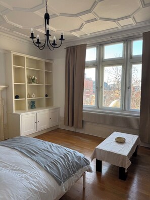1 bedroom, WiFi, bed sheets - Cosy Soho Flat - Steps from Covent Garde (London)