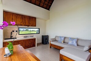 Suíte superluxo, 1 cama King, piscina particular, vista para o jardim | Cozinha privada