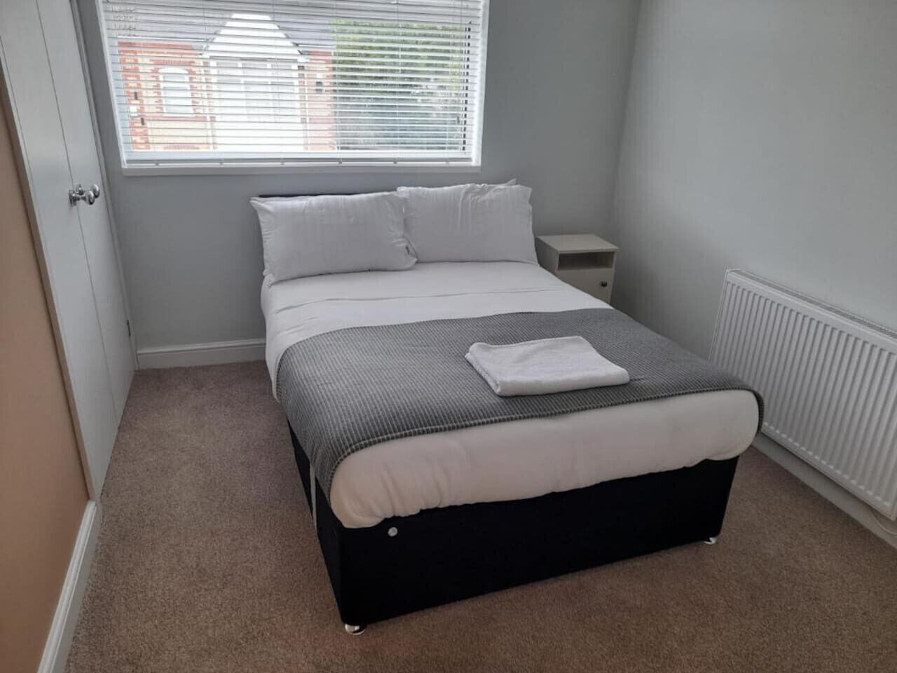 Iron/ironing board, travel crib, WiFi, bed sheets