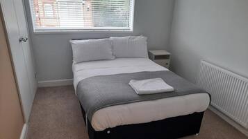 Iron/ironing board, travel crib, WiFi, bed sheets