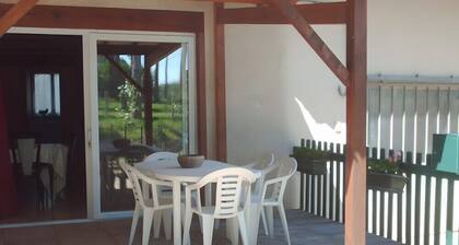 Ferienhaus mit privatem Pool, Terrasse, Garten und WLAN in Saint-PĂ©-Saint-Simon