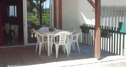 Gßte avec piscine privée, terrasse, jardin et Wi-Fi à Saint-Pé-Saint-Simon