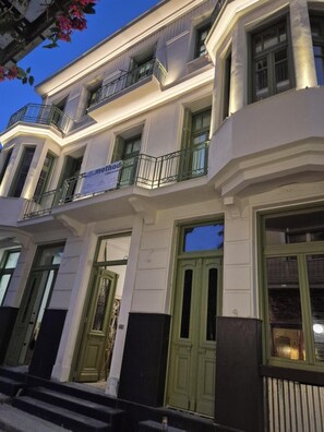 Exterior - Ogigou Suite (Athens)