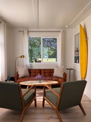 Smart TV, books - Beach Vibes Bungalow at Flathead Lake (Polson)