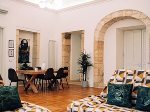 Dining - Maison Dumah (Siracusa)